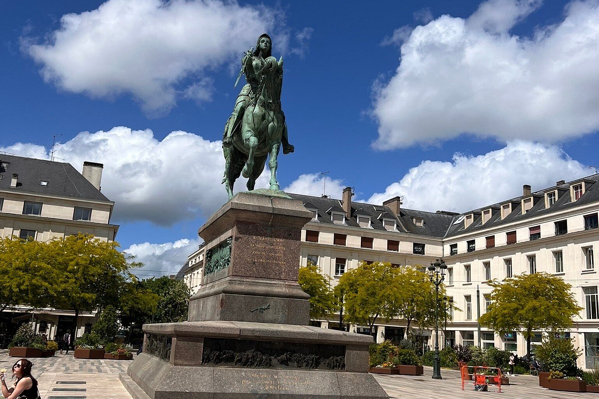 Statue Equestre Jeanne d'Arc Orléans